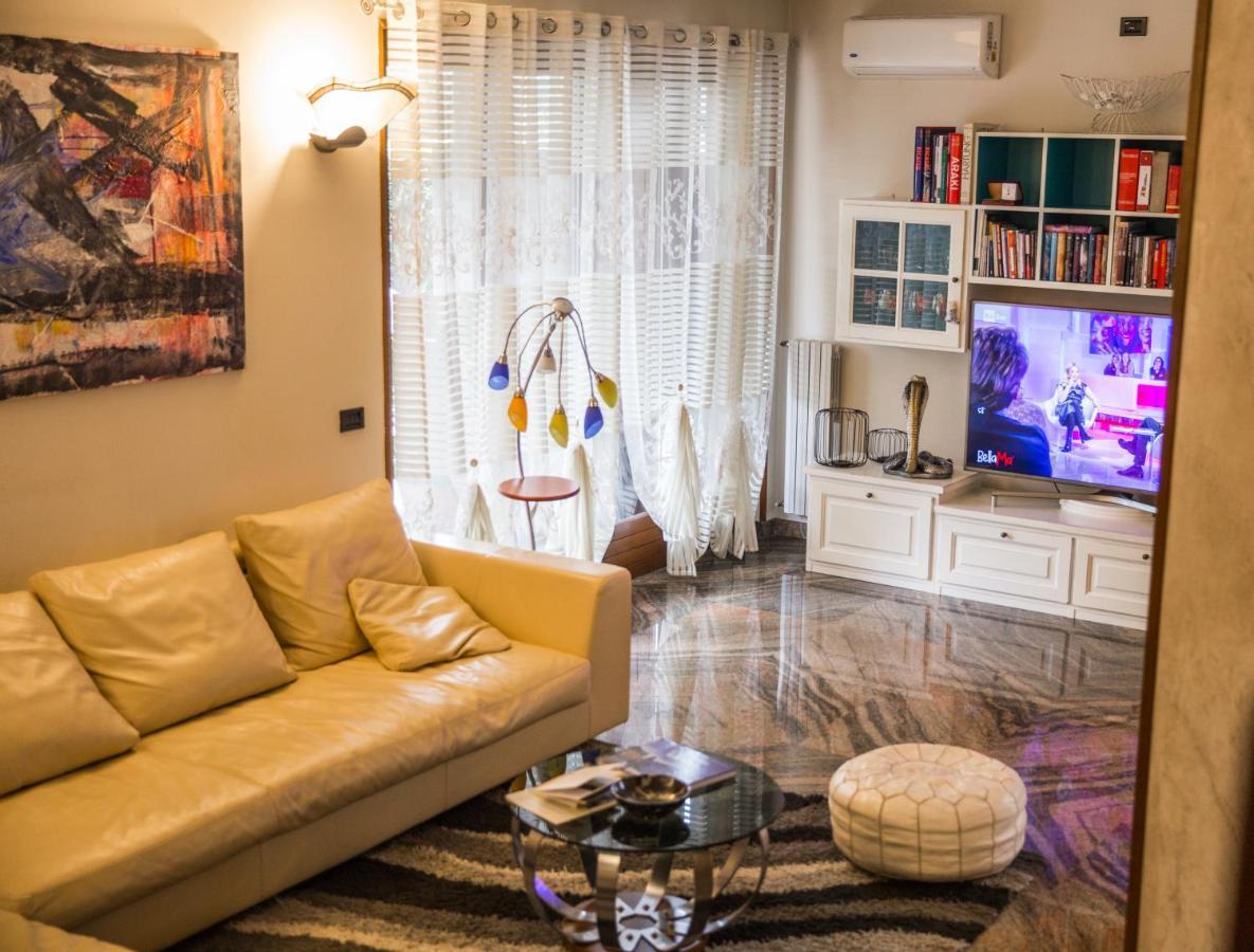 Villa Ivana 데센자노델가르다 외부 사진