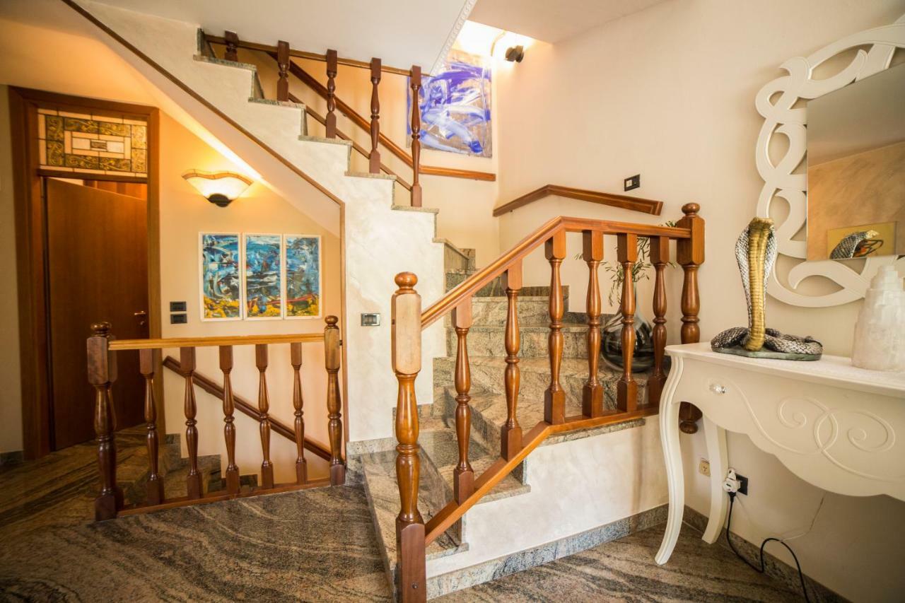 Villa Ivana 데센자노델가르다 외부 사진