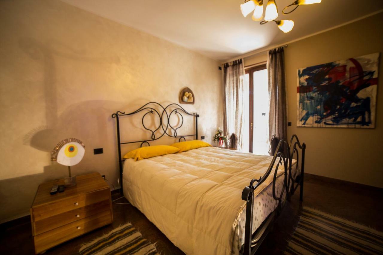 Villa Ivana 데센자노델가르다 외부 사진