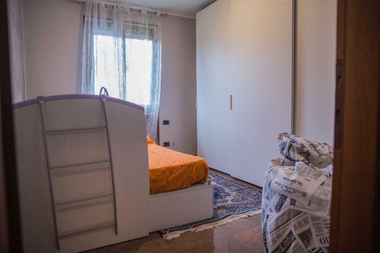 Villa Ivana 데센자노델가르다 외부 사진